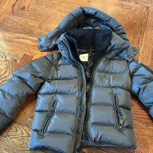 Sam. New York matte grey puffer